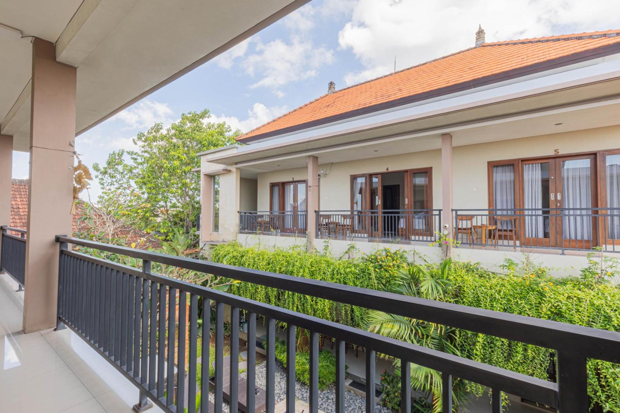 Komala Homestay Canggu  Exterior photo